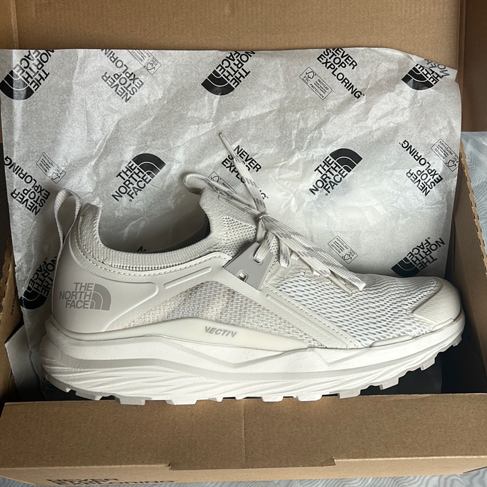 The North Face Vectiv Hypnum (Men’s 9.5)